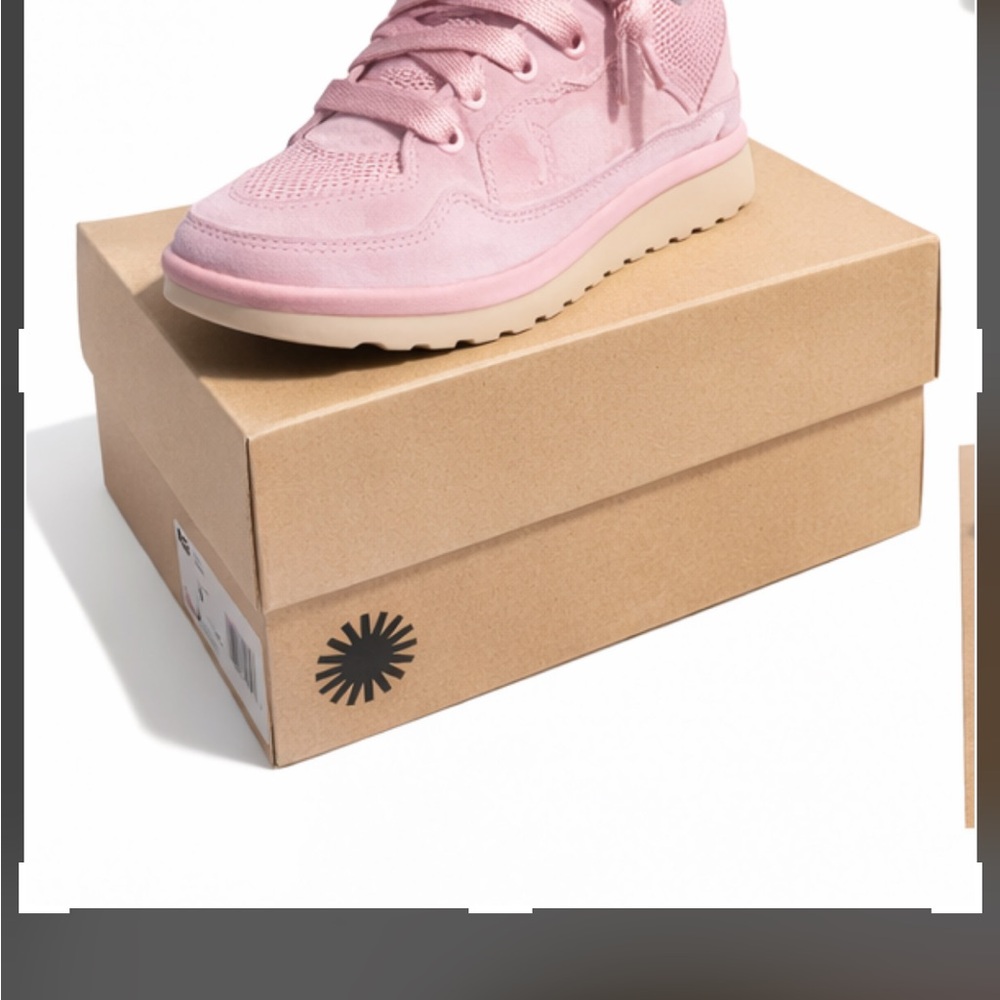 UGG Pink Low Sneaker Youth Size 5 NEW IN BOX